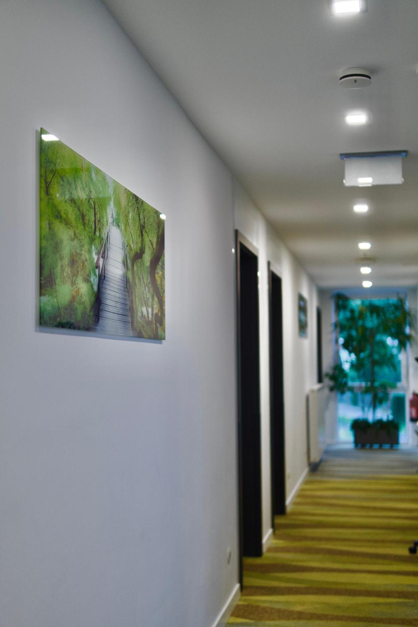 Bed & Breakfast Outlet Hotel Dettingen an der Erms Ngoại thất bức ảnh