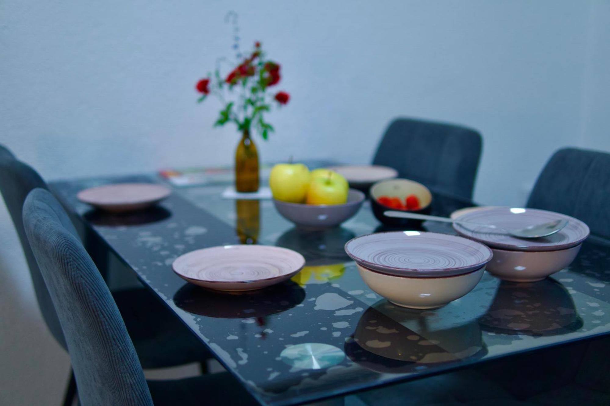 Bed & Breakfast Outlet Hotel Dettingen an der Erms Ngoại thất bức ảnh